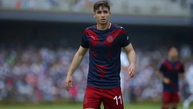 Brizuela, durante un duelo con las Chivas en CU