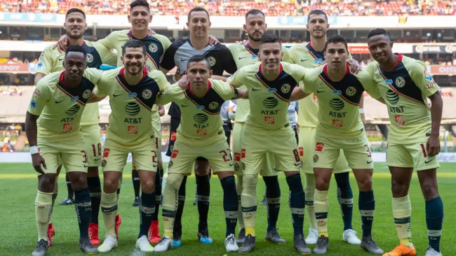 América, durante la foto oficial del Clásico Joven