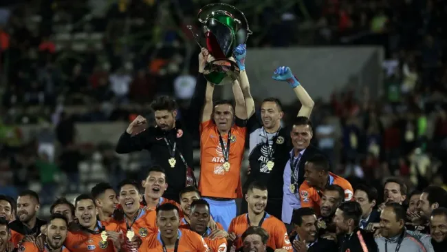 América levanta la Copa MX