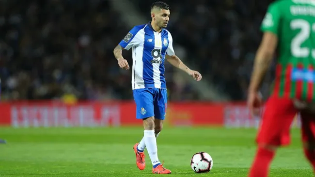 Corona, en un partido del Porto