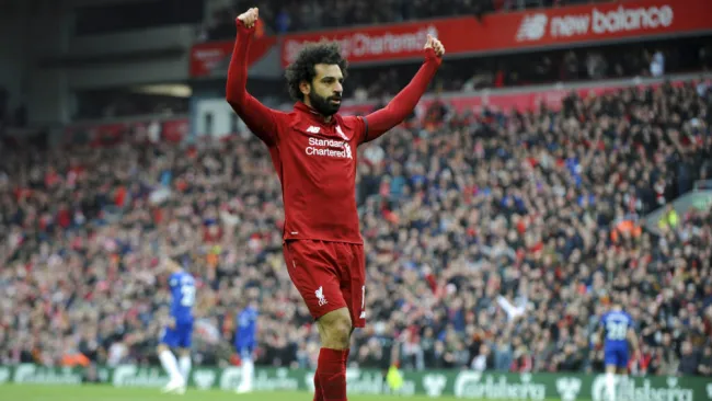 Salah festeja tras anotación con Liverpool 