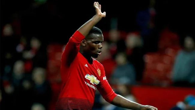 Paul Pogba en un partido con el Manchester United 