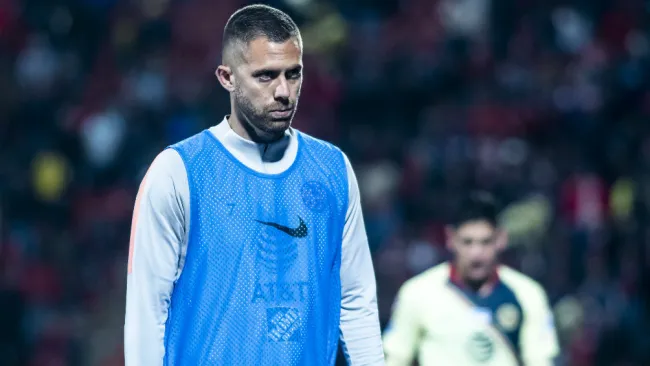 Jérémy Ménez al final de un partido del América