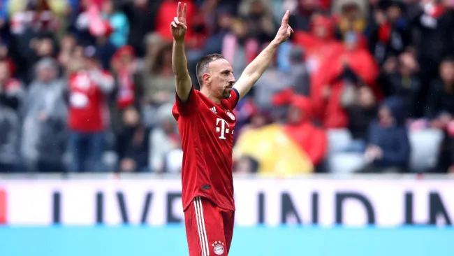 Ribery se despide de la afición del Bayern 