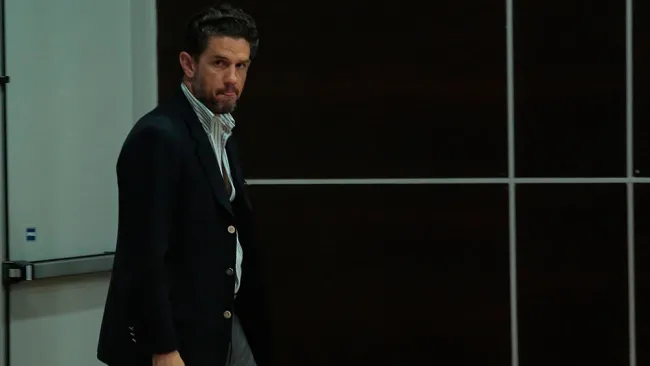 Alejandro Irarragorri antes de una conferencia de prensa