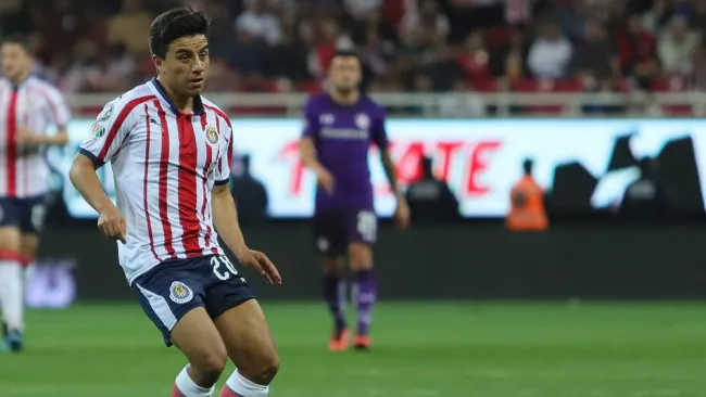 Fernando Beltrán en partido con Chivas