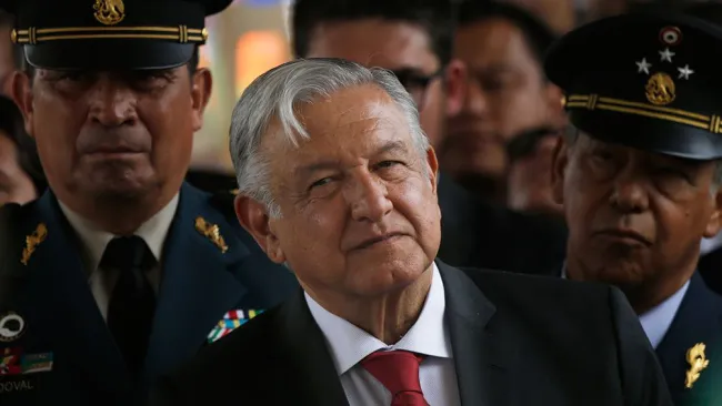 Andrés Manuel López Obrador durante un evento