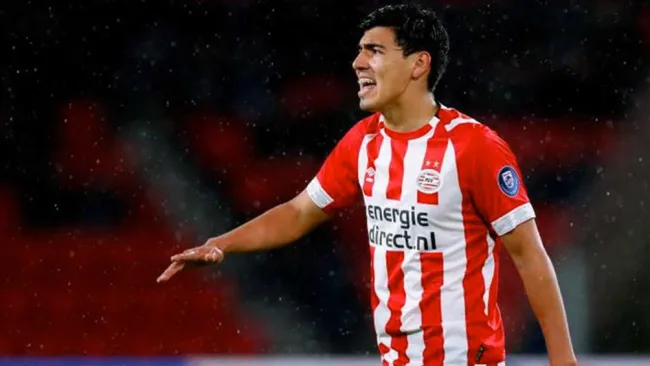Erick Gutiérrez, durante juego del PSV