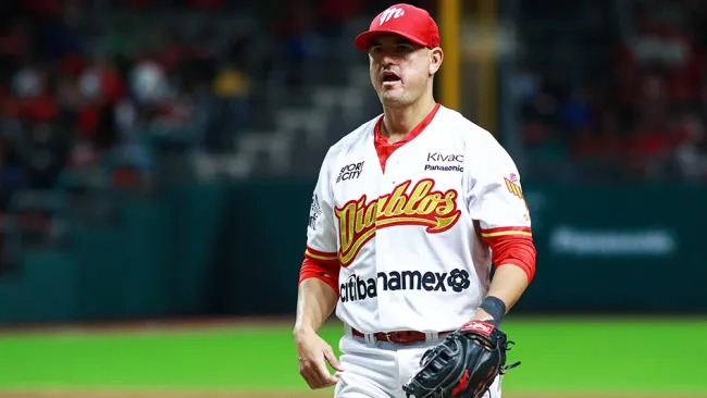 Jorge Cantú en un partido con los Diablos Rojos