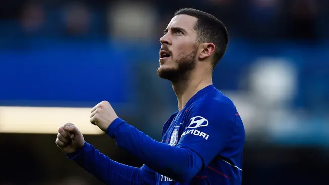 Eden Hazard en partido con Chelsea