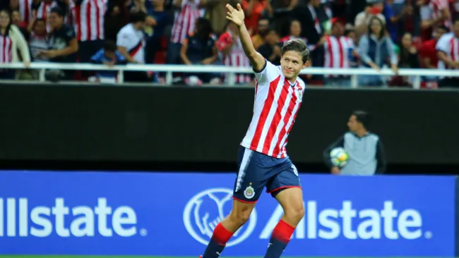 Jesús Godínez en un partido con Chivas 