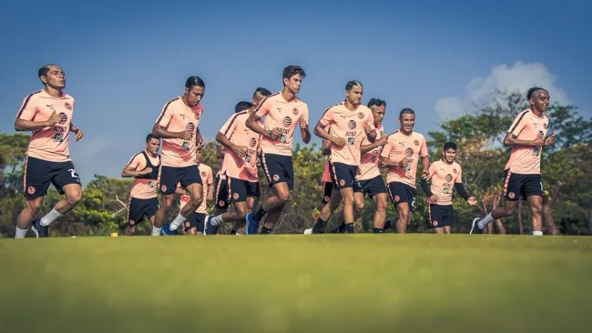 Los jugadores de América durante la pretemporada
