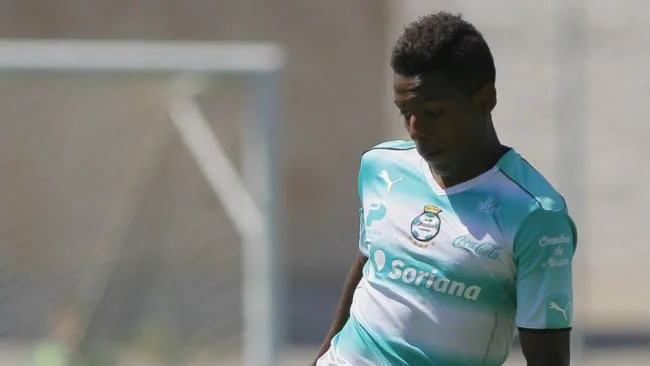 Joao Maleck, durante su etapa como jugador de Santos en 2017