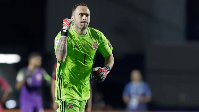 David Ospina celebra en un partido de Colombia