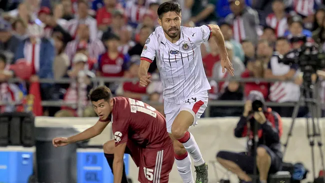 Oribe Peralta, durante amistoso contra River Plate