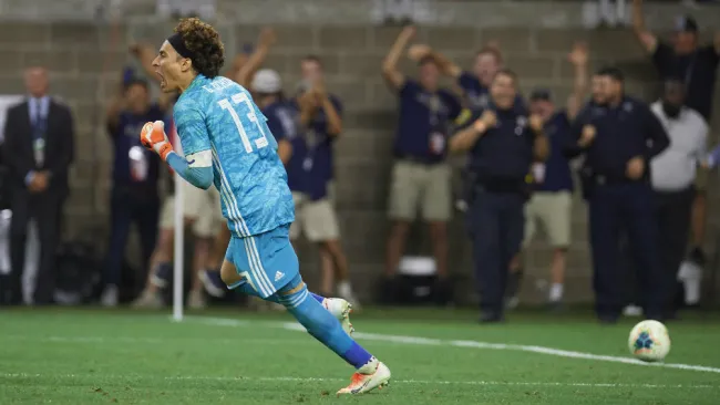 Ochoa celebra triunfo sobre Costa Rica