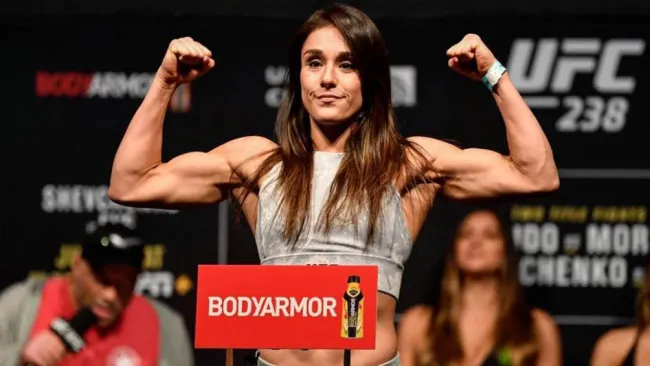 Alexa Grasso, durante un pesaje