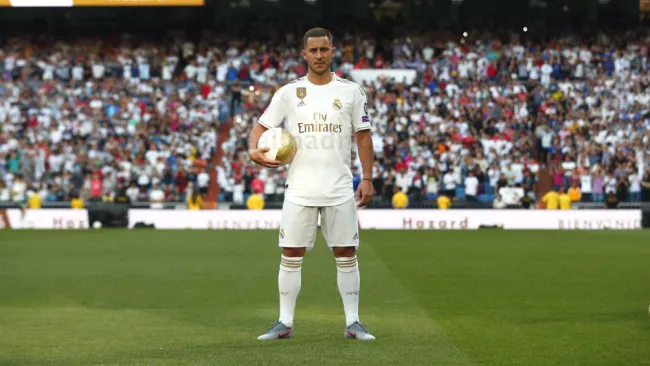 Eden Hazard durante su presentación con el Real Madrid 