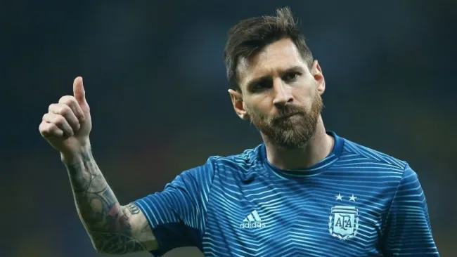 Lionel Messi entrenando con Argentina en la Copa América de Brasil 2019