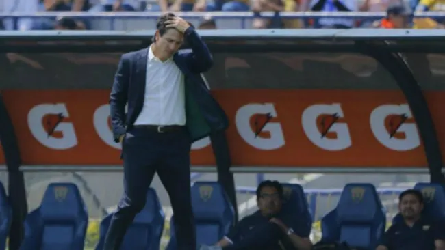 Marioni, en lamento durante partido de Pumas