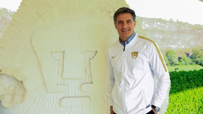 Míchel, en la cantera auriazul en sesión con RÉCORD