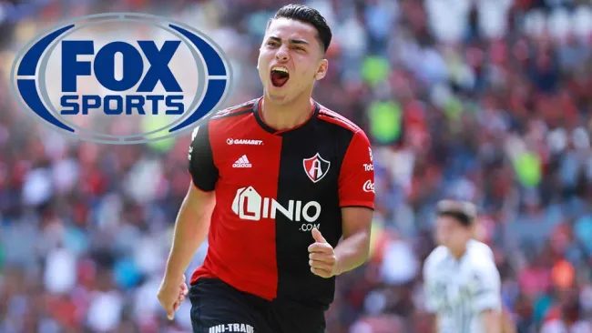 Jairo Torres celebra un gol con Atlas