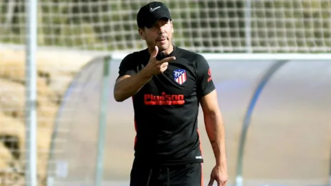 Simeone, en un entrenamiento del Atlético