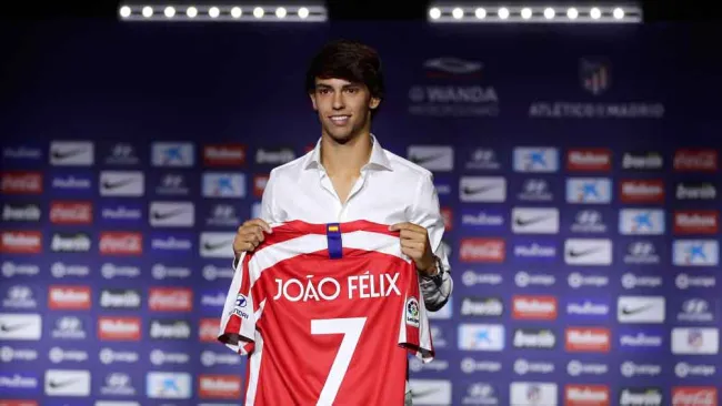 Joao Felix durante su presentación con el Atlético de Madrid