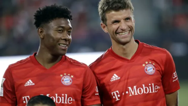 David Alaba junto a Thomas Muller en la pretemporada 