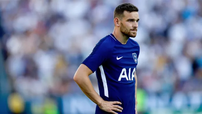 Vincent Janssen en un partido con el Tottenham