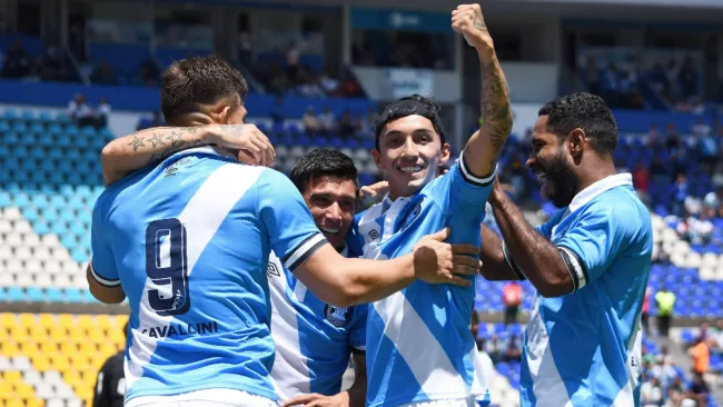 Puebla celebra una anotación frente al Real Betis 