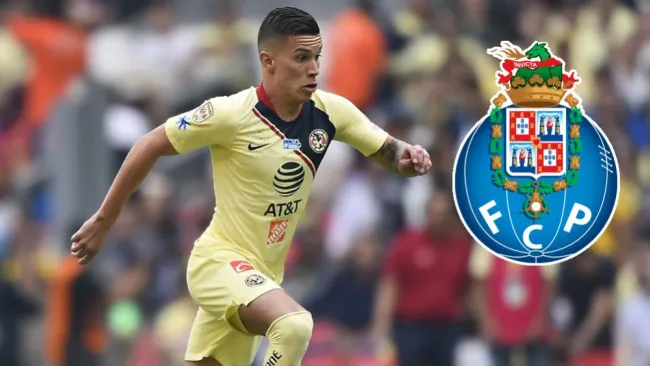 Mateus Uribe corre en un juego con el América