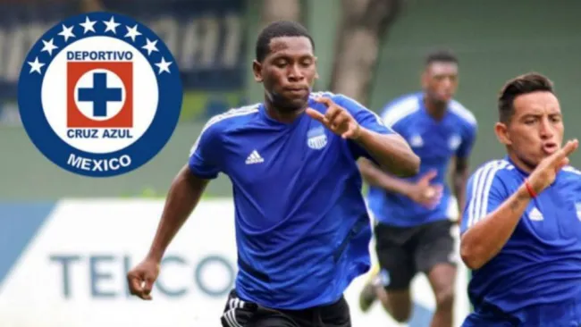 Brayan Angulo durante una práctica con Emelec 