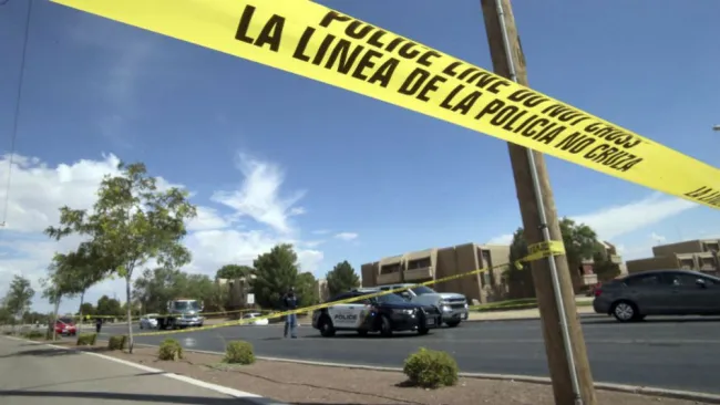 Centro comercial, cercado tras tiroteo