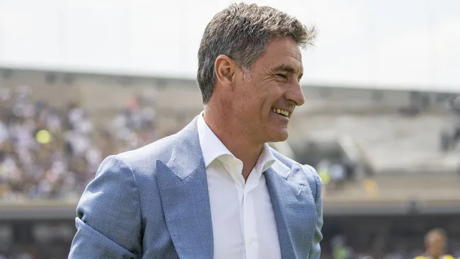 Míchel, durante juego de Pumas en CU