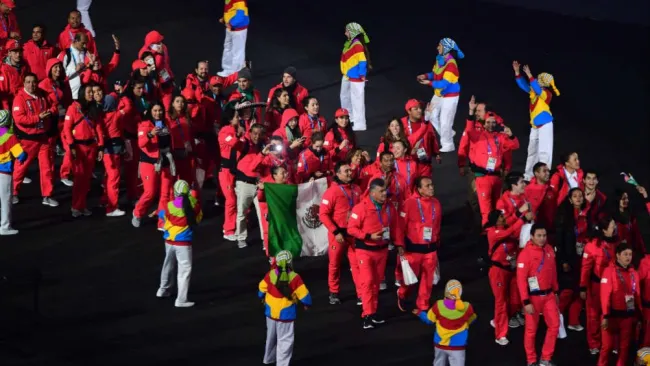 Delegación mexicana en la clausura de Juegos Panamericanos