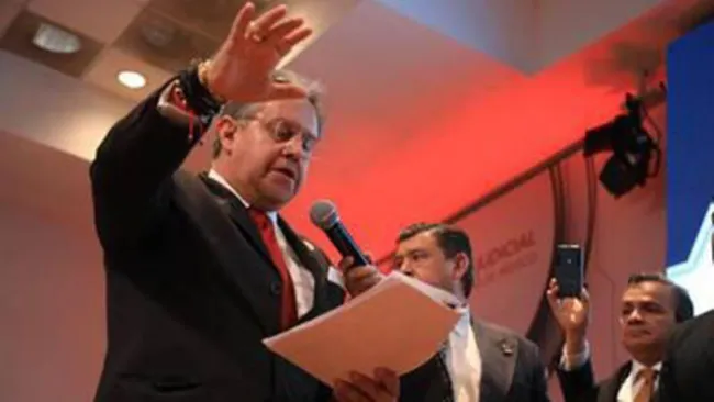 Carlos Macedo Aguilar, presidente de la Confederación Nacional de Colegios, Barras y Asociaciones de Abogados de México