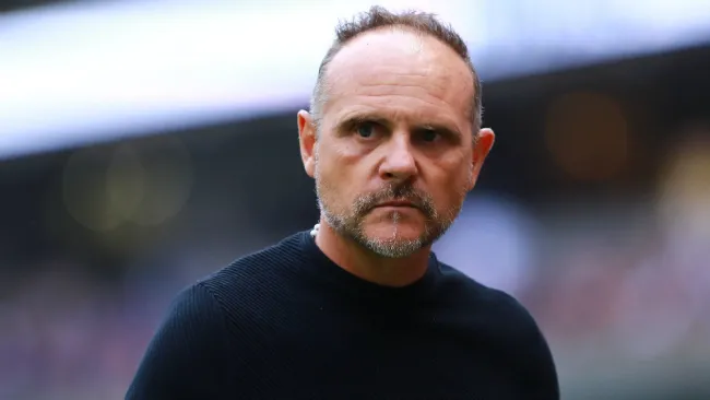 Javier Torrente durante un encuentro ante Cruz Azul 