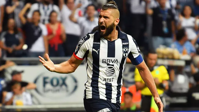 Nicolás Sánchez celebra un gol con Monterrey