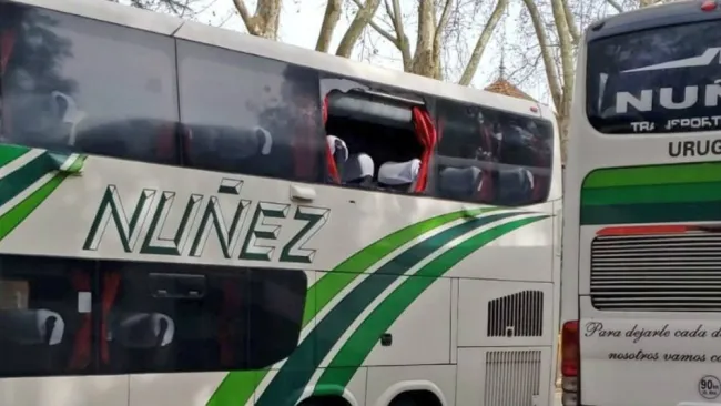 Así quedó el autobús de Peñarol