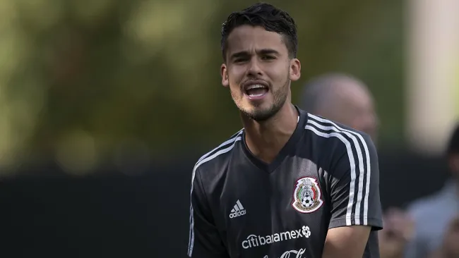 Diego Reyes se 'molesta' en un entrenamiento