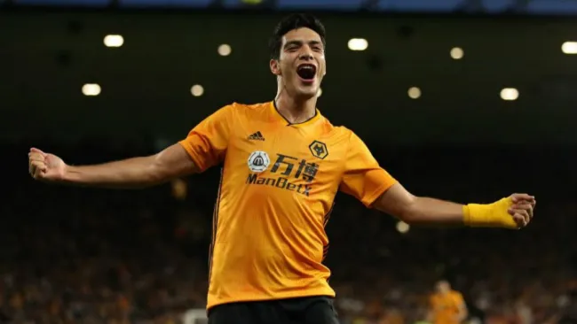 Jiménez festeja su gol ante el Torino