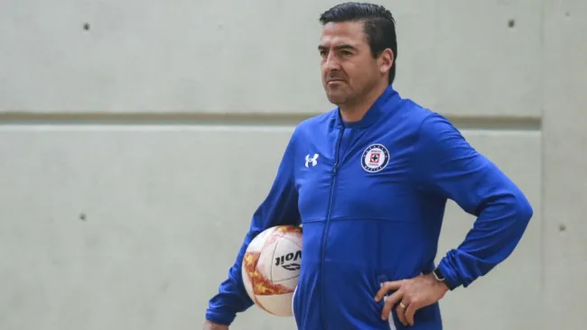  Joaquín Moreno, técnico interino de Cruz Azul