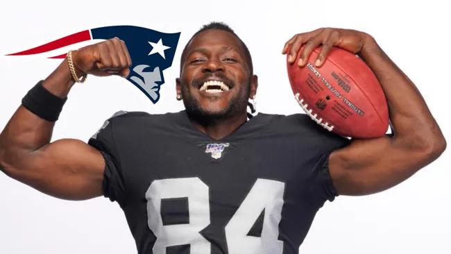 Antonio Brown muestra sus músculos