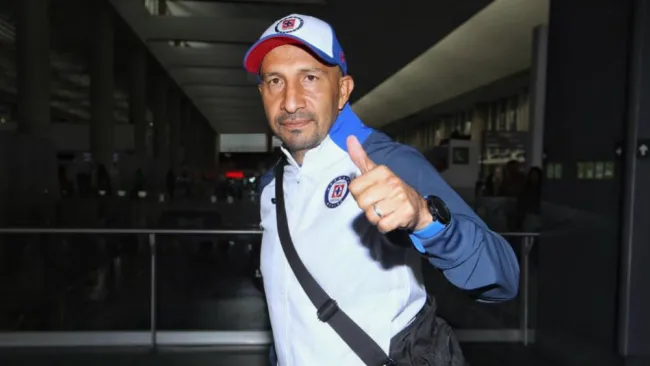 Óscar Pérez, previo a viajar con Cruz Azul a Las Vegas