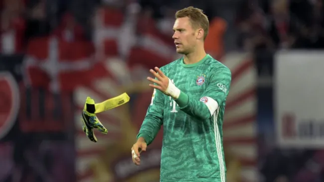 Manuel Neuer, en un juego con el Bayern