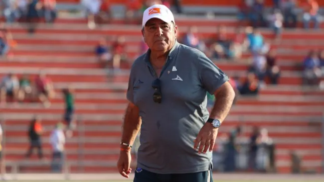 Carlos Reinoso, en un entrenamiento de Correcaminos