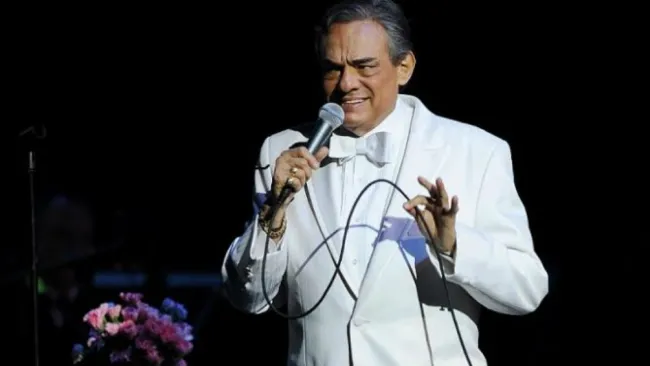 Jose José en un concierto 