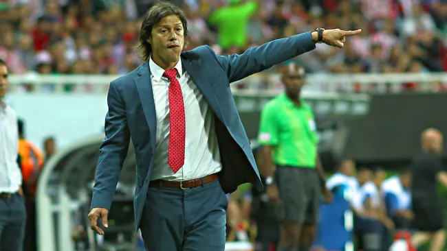 Matías Almeyda cuando dirigía a Chivas
