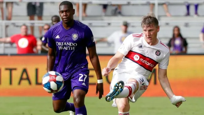 Bastian en un partido en contra del Orlando City,